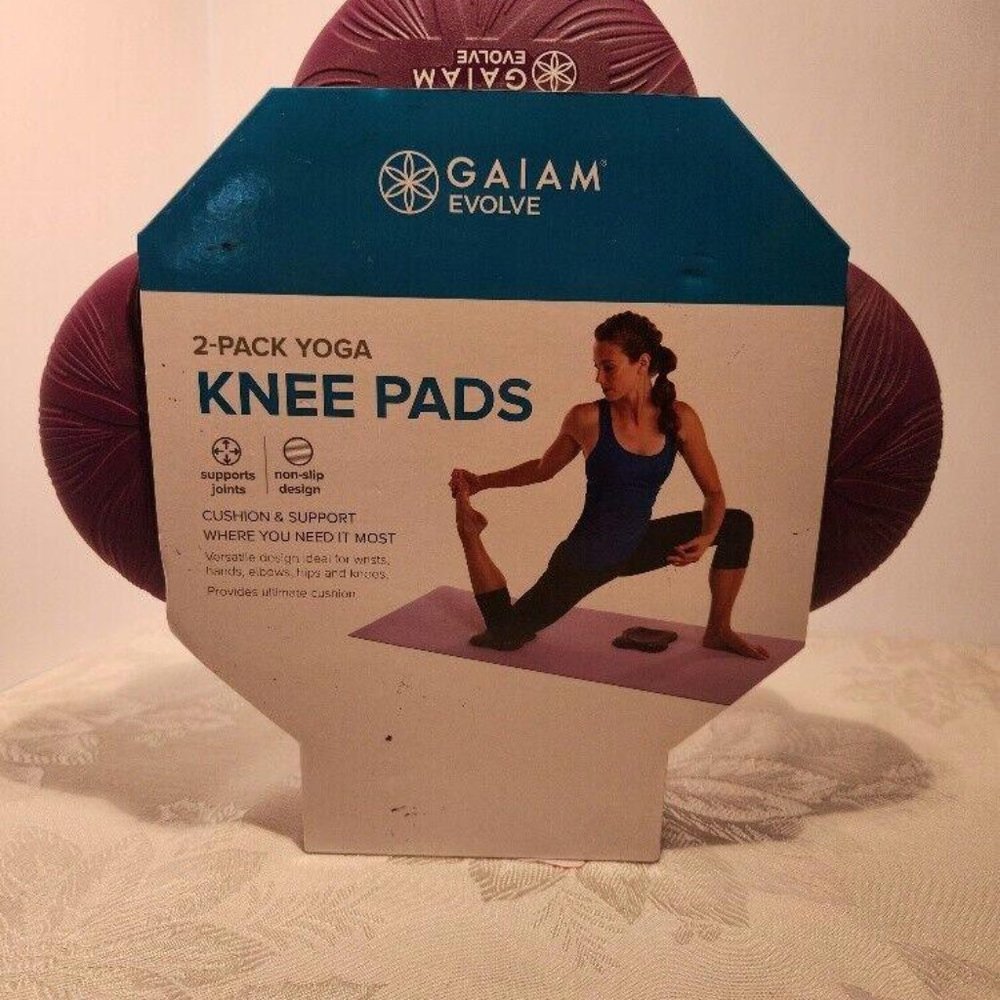 Gaiam Evolve Yoga Knee Pads (2 pack) - Yoga Accessories for Women / Men NIP